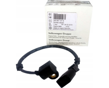 Czujnik obrotów wałka rozrządu OE Audi Ford Skoda