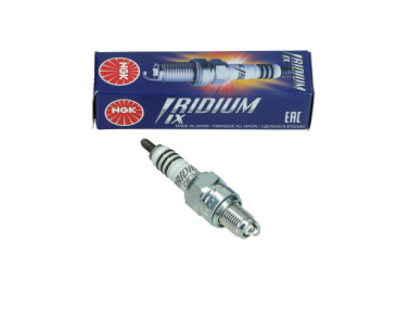 ŚWIECA ZAPŁONOWA YAMAHA TT-R 05-